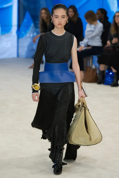 Look 41